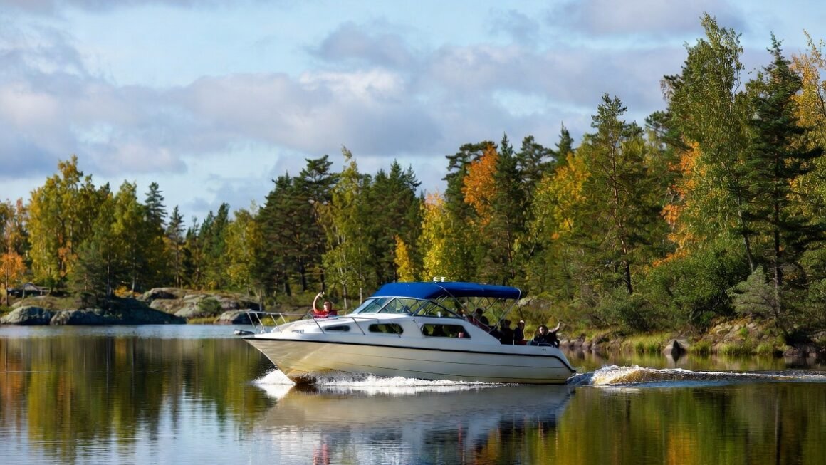 Veneajelu: Discover the Joy of Boat Trips in Finland